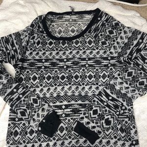 Black and white long sleeve shirt
